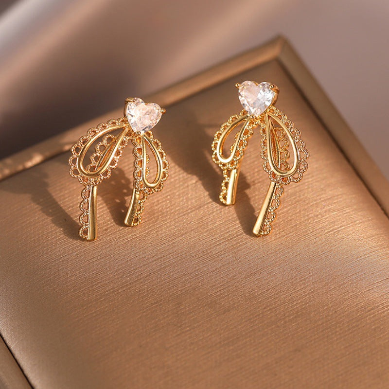 LunaBow Sweet Shimmering Earrings