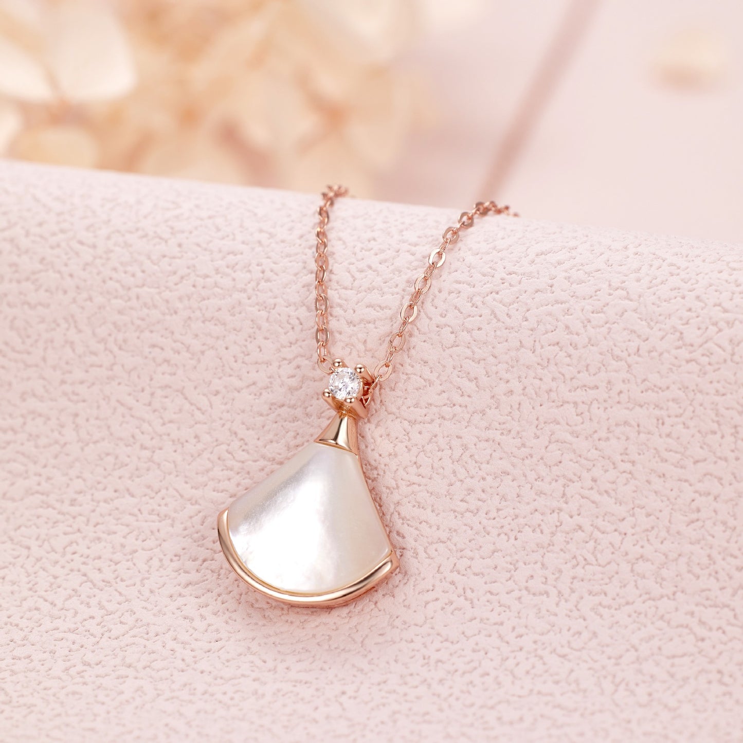 LunaVela Grace Necklace