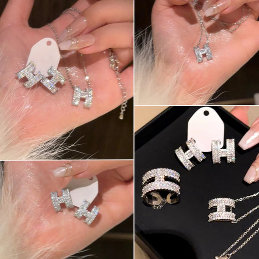 Lunaéquilibre Shimmering Jewelry Set