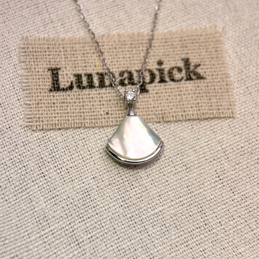 LunaVela Grace Necklace