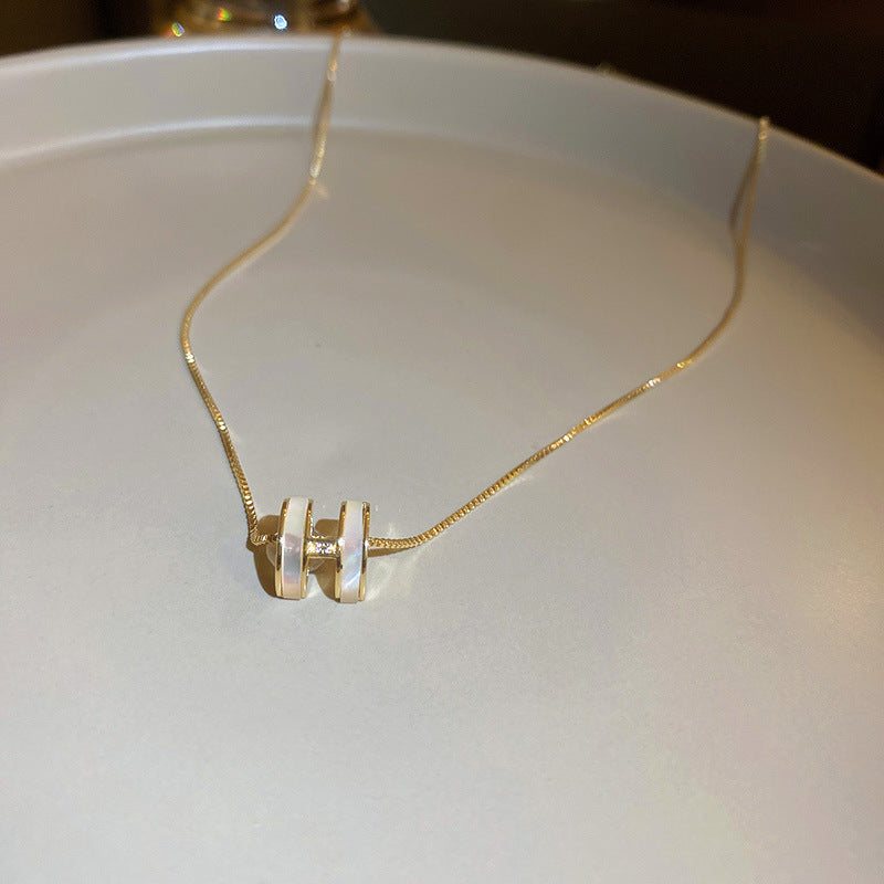 Lunaéquilibre Petite Stud Earrings