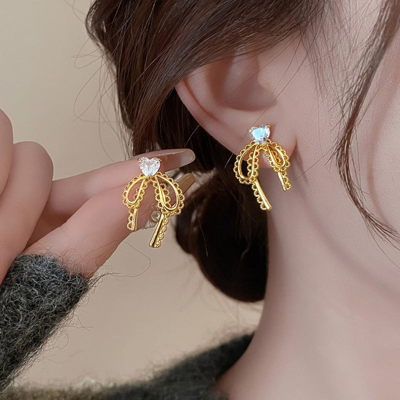 LunaBow Sweet Shimmering Earrings