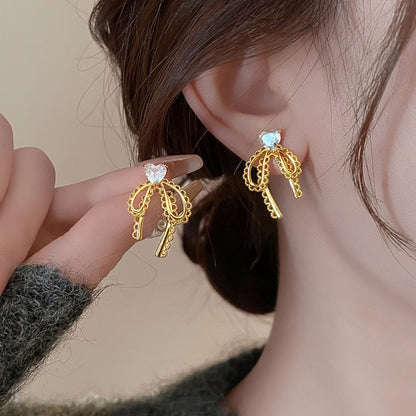 LunaBow Sweet Shimmering Earrings