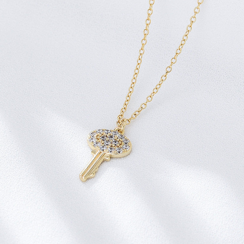 LunaClave Shimmering Necklace