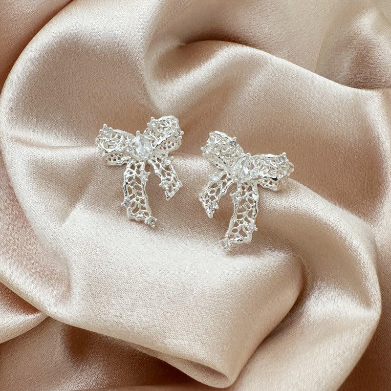 LunaBow Openwork Stud Earrings