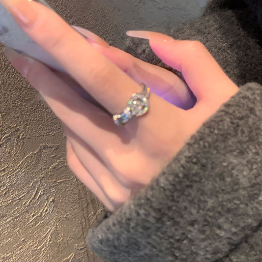 LunaKnot Horsebit Glow SIlver Ring