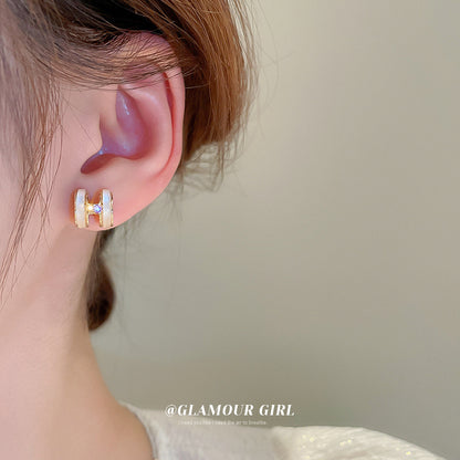 Lunaéquilibre Petite Stud Earrings