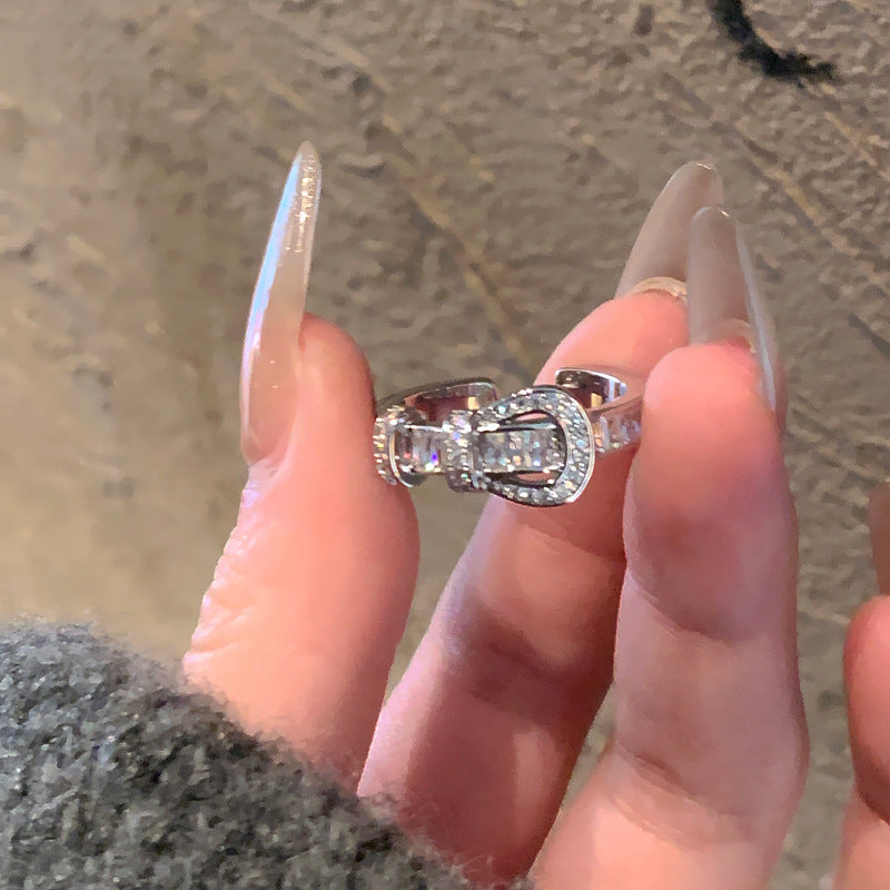 LunaKnot Horsebit Glow SIlver Ring
