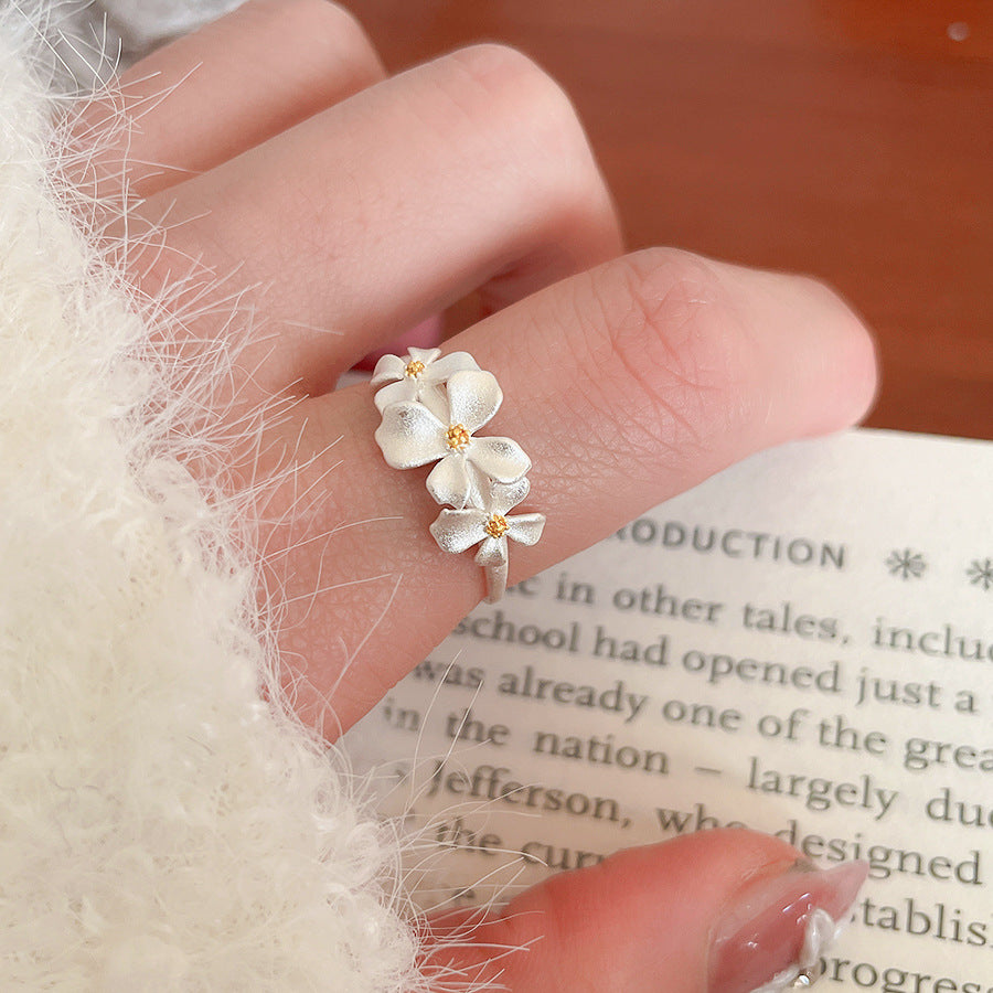 LunaFloral Silver Ring
